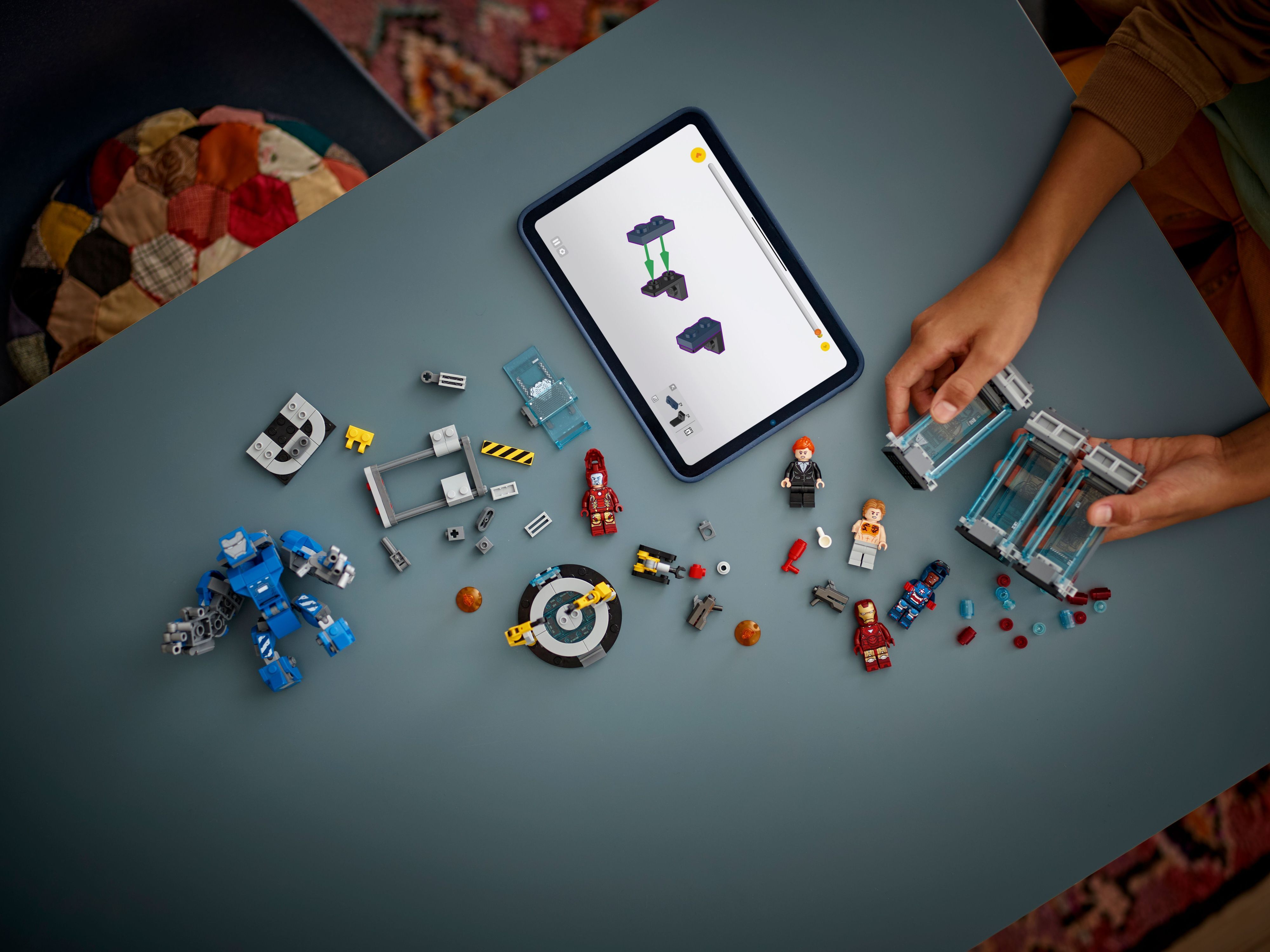 Конструктор Lego Marvel "Лаборатория Железного Человека: зал доспехов", 76315 8