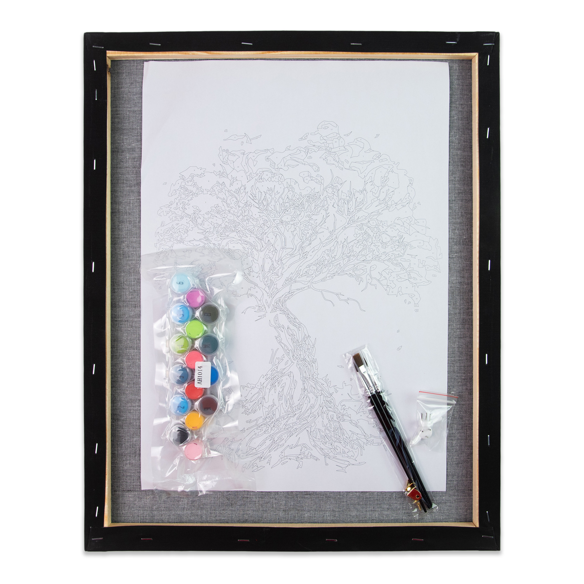 Картина по номерам 40*40 см "Золотой многоугольник медведь" на черном фоне, AV4040-82, ТМ "Strateg" 1