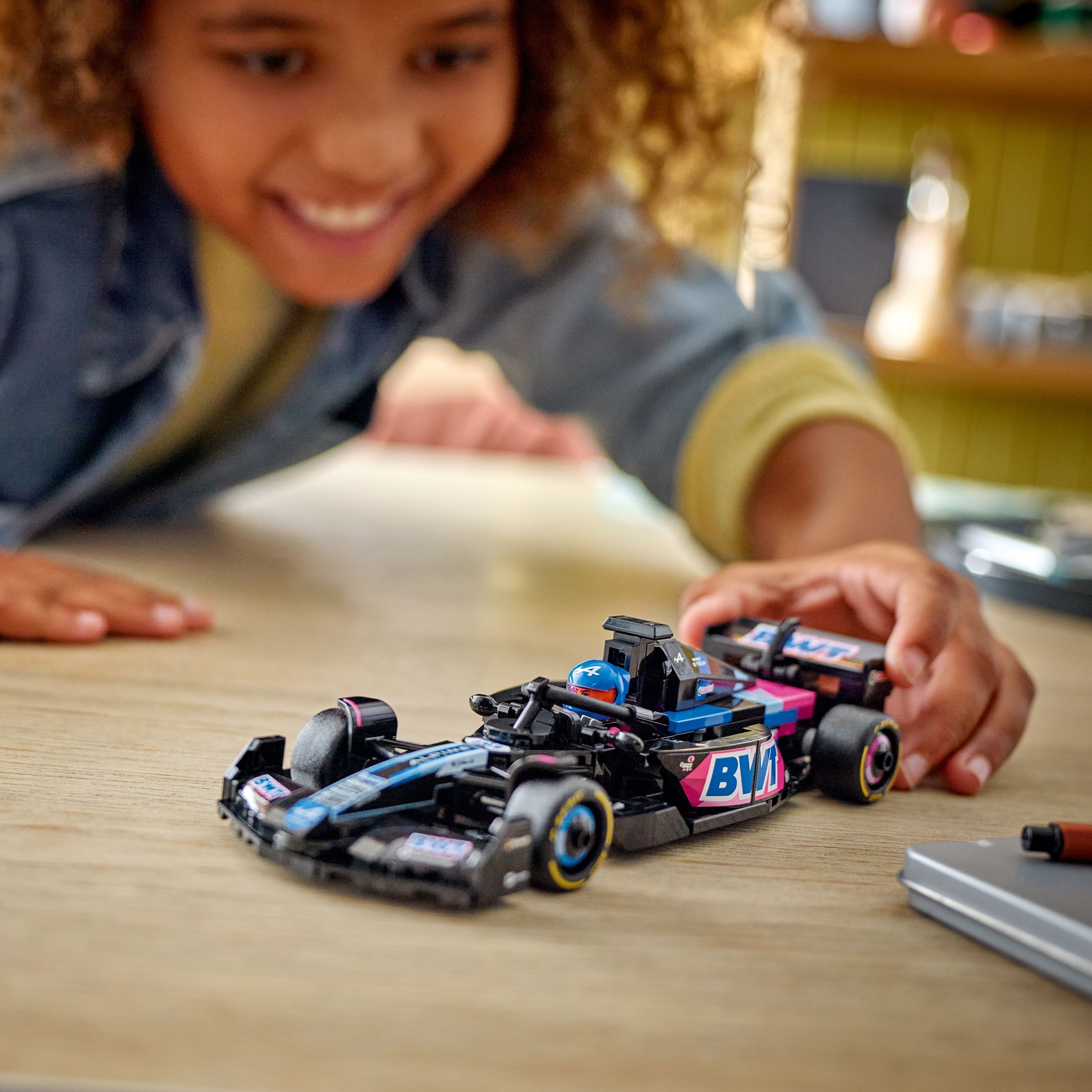 Конструктор Lego Speed Champions "Автомобіль для перегонів BWT Alpine F1® Team A524", 77248 8
