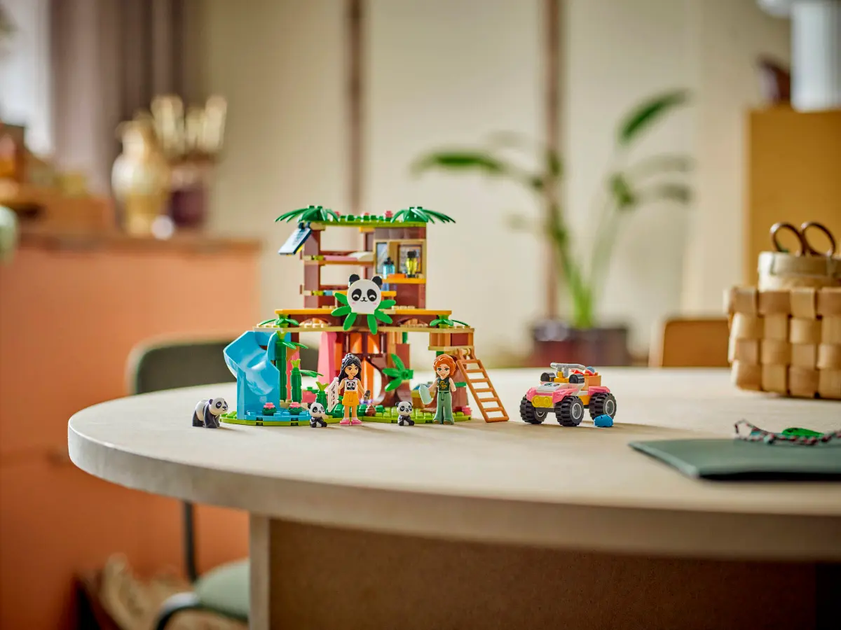 Конструктор Lego Friends "Догляд за тваринами в заповіднику панд", 42648 10