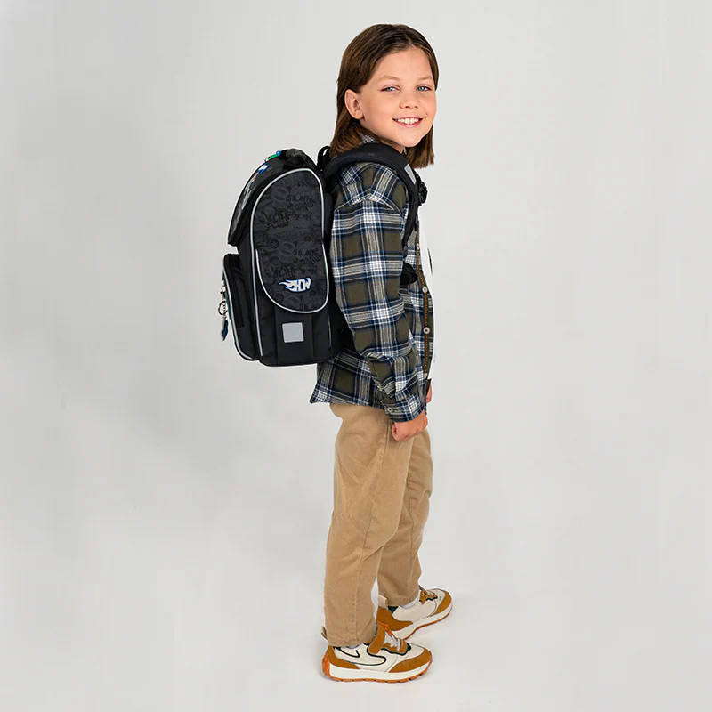 Рюкзак Kite Education каркасний 501 HW, HW25-501S 17