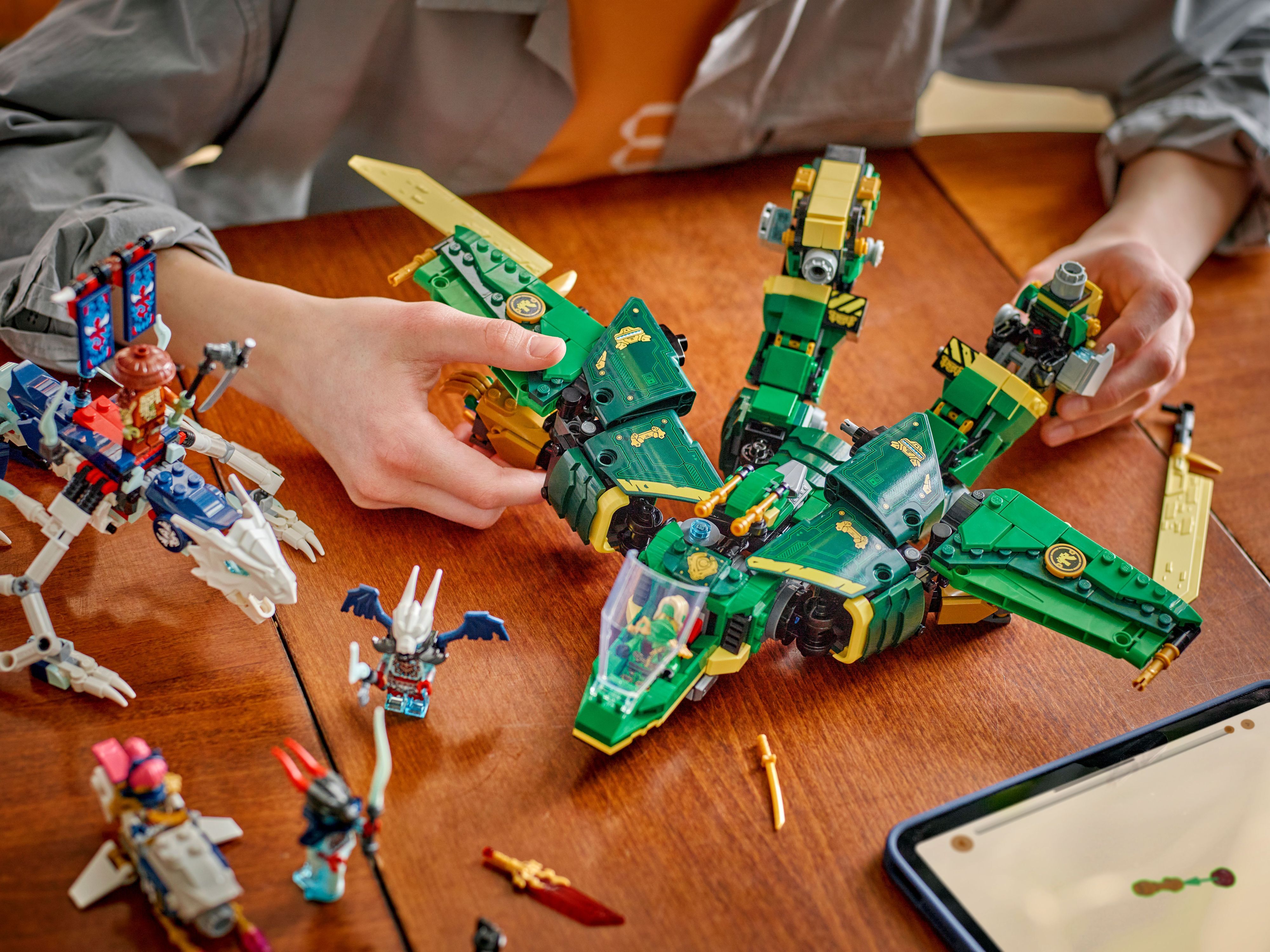 Конструктор Lego Ninjago "Реактивний робот Ллойда", 71845 9