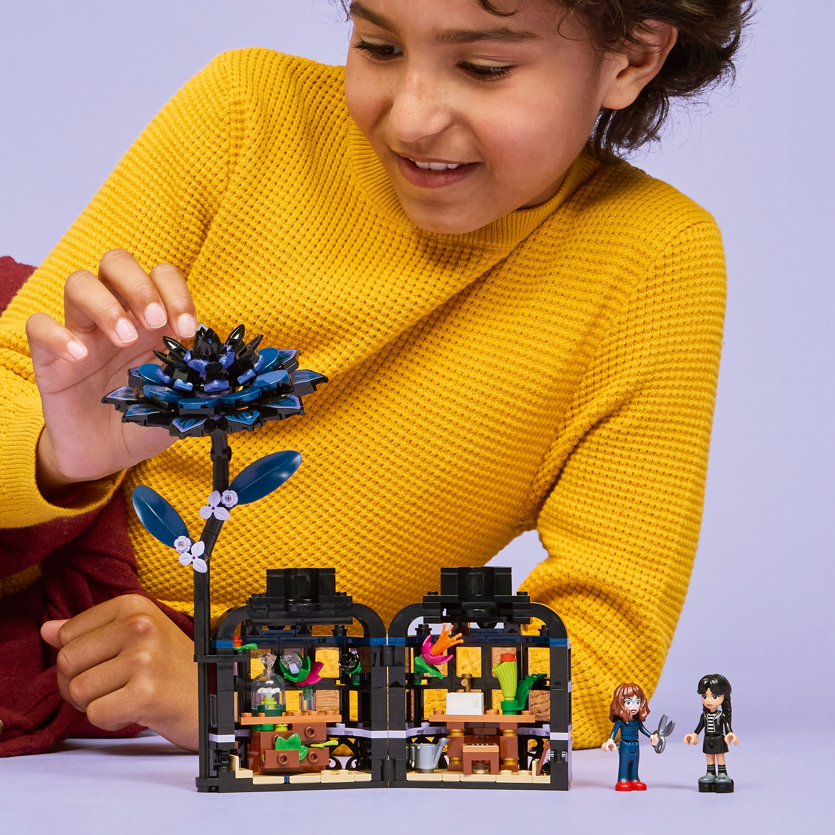 Конструктор Lego Wednesday "Квітка чорної жоржини", 76784 9