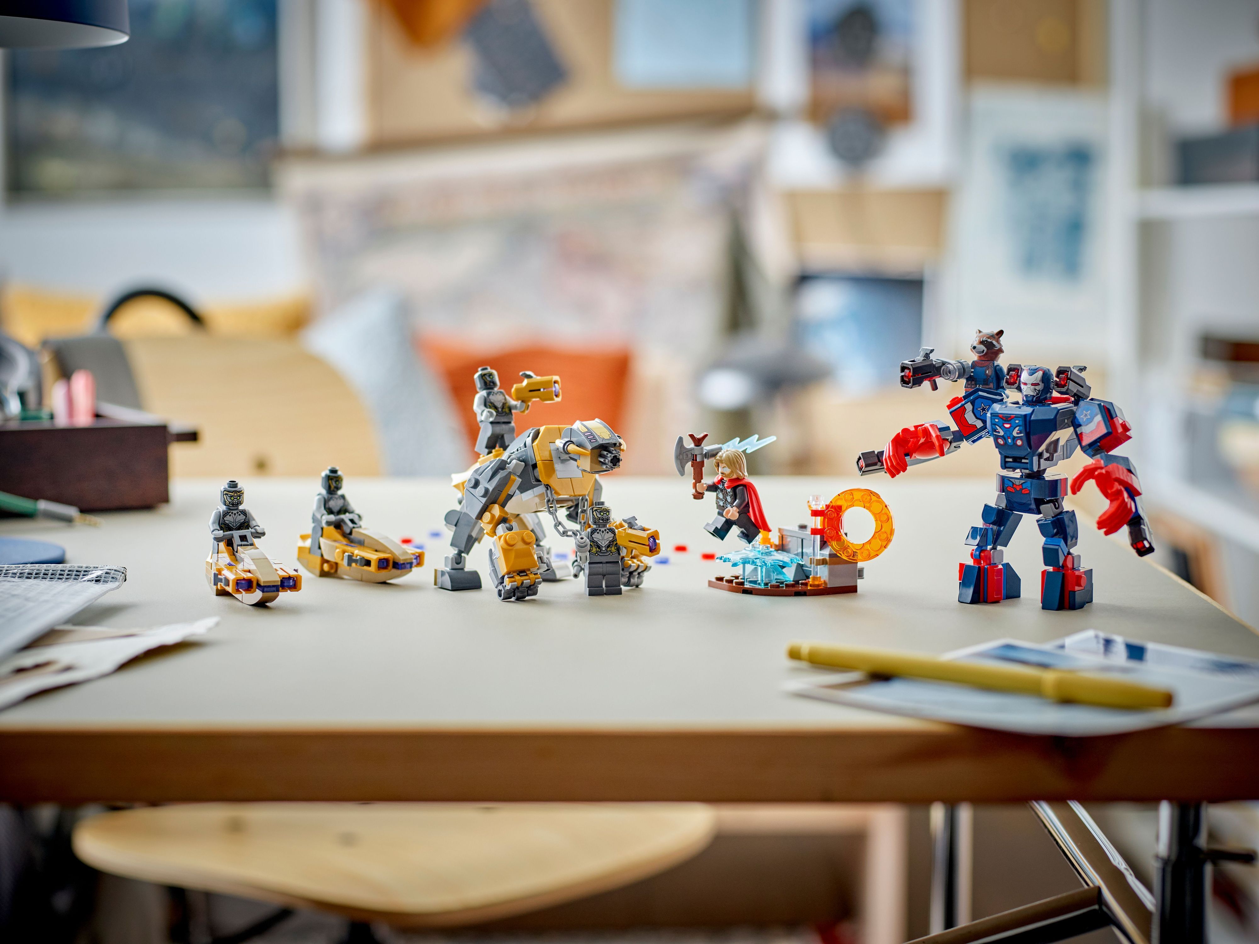 Конструктор Lego Marvel "Месники: Завершення Тор проти Чітаурі", 76322 7