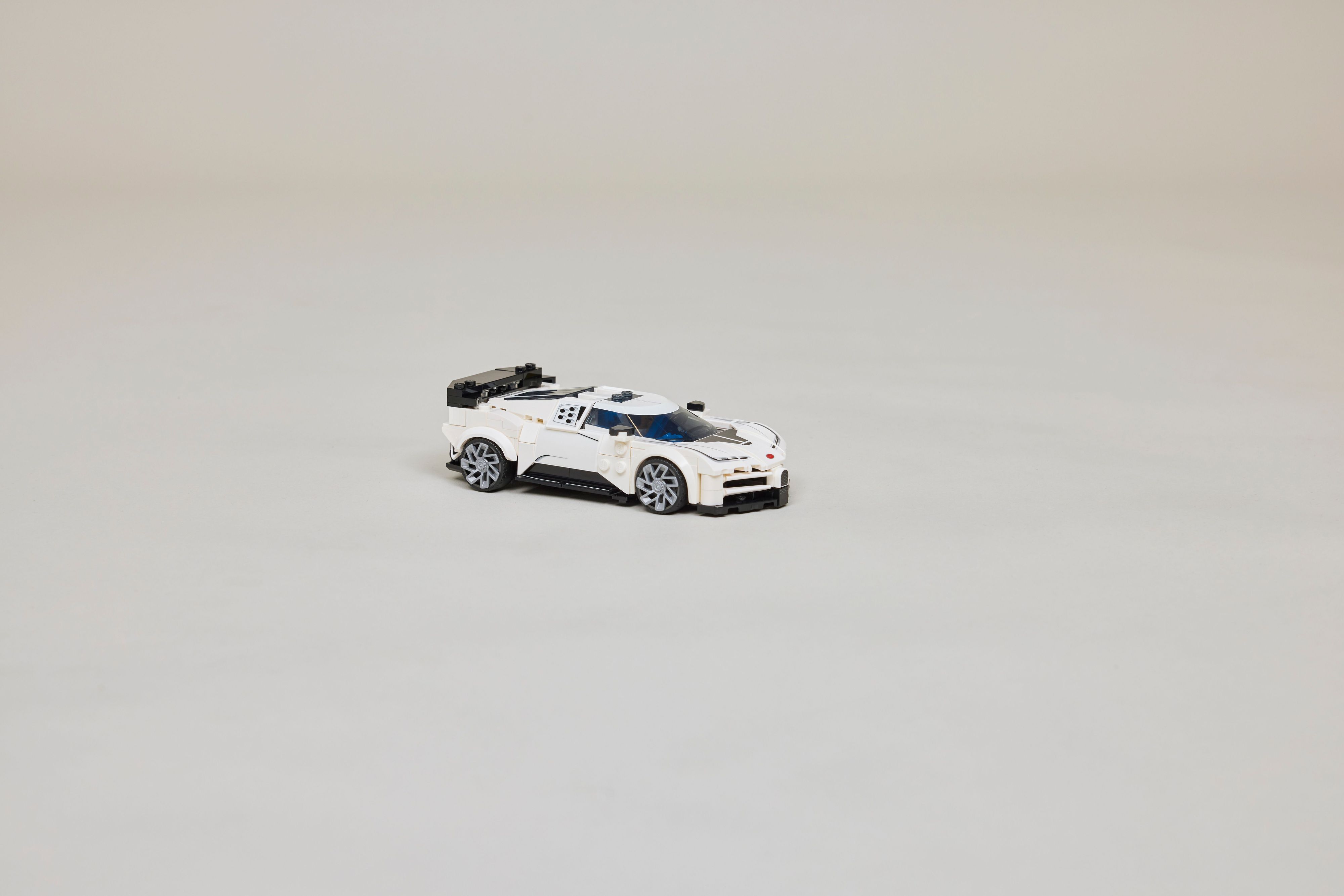 Конструктор Lego Speed Champions "Спортивний гіперкар Bugatti Centodieci", 77240 3