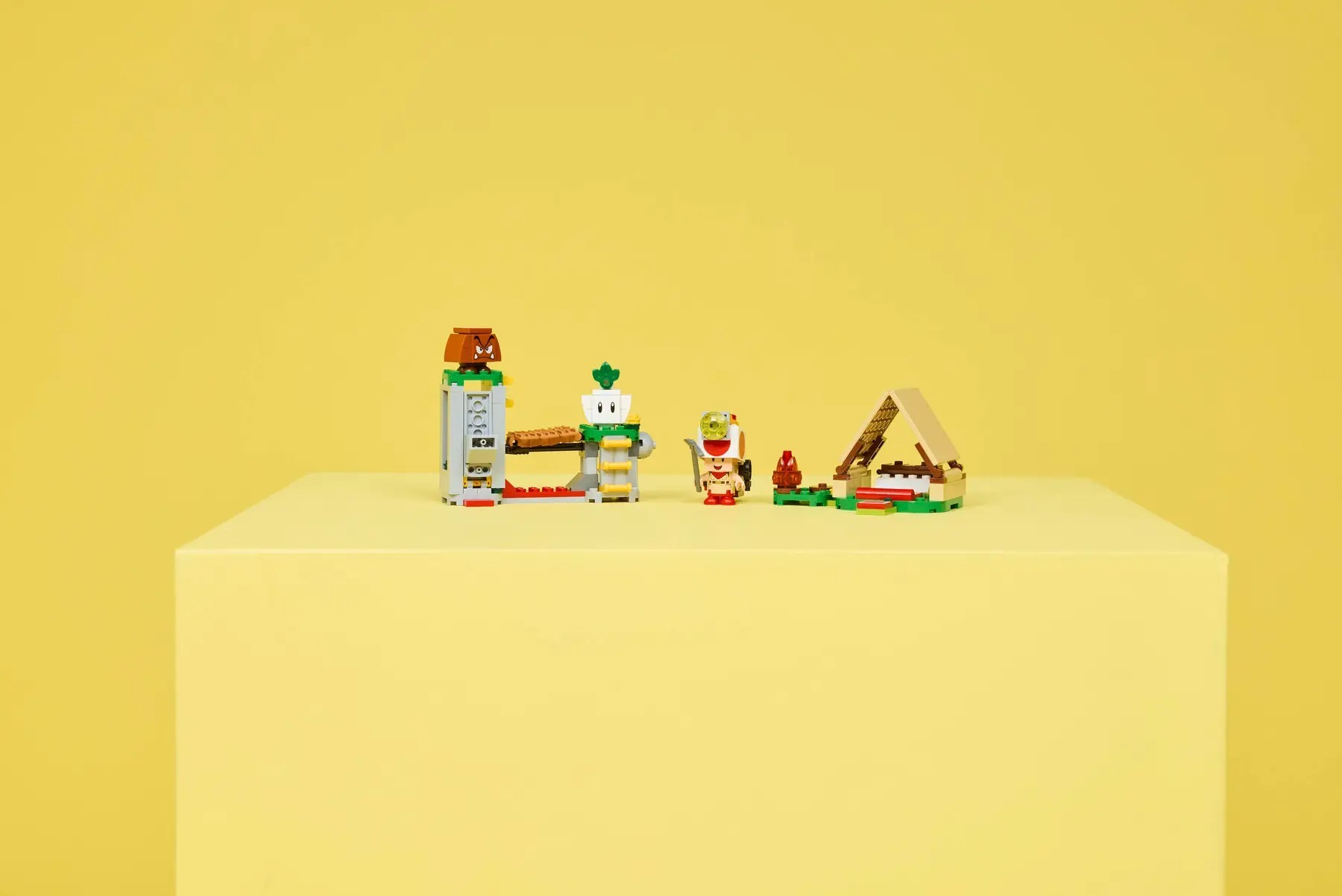 Конструктор Lego Super Mario "Лагерь Captain Toad", 72040 6