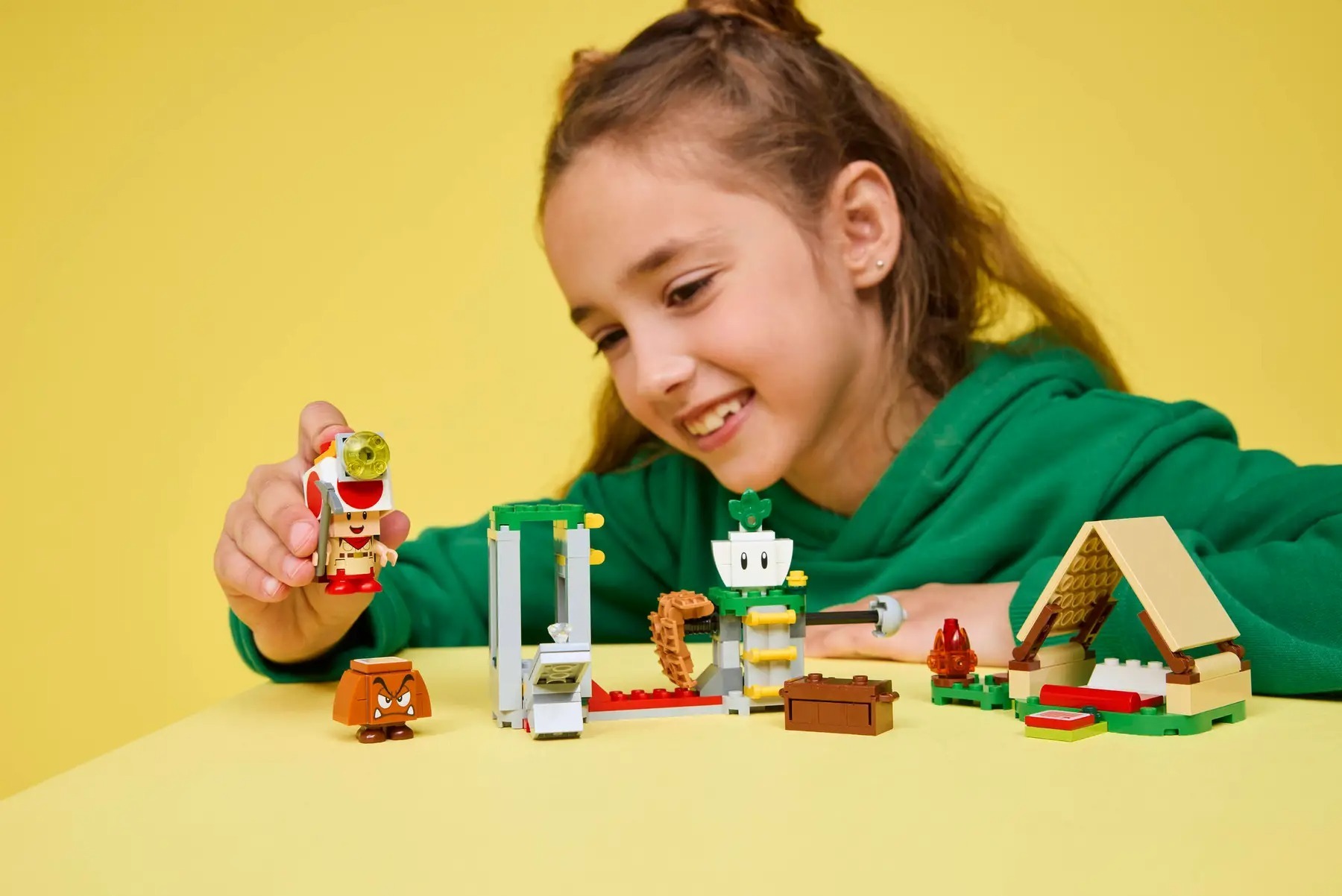 Конструктор Lego Super Mario "Лагерь Captain Toad", 72040 8