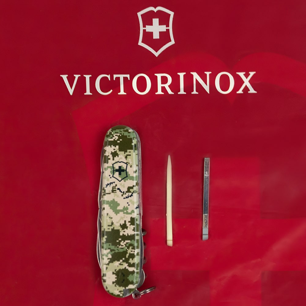 Нож Victorinox Huntsman Army 91мм/15функ /Піксель Vx13713.3_W3940p 5