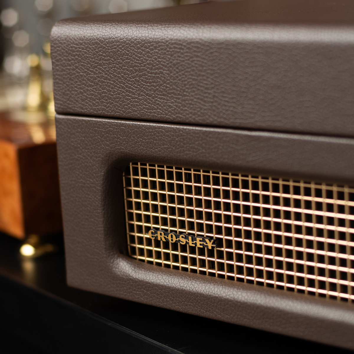 Виниловый проигрыватель Crosley Voyager - Cocoa 8