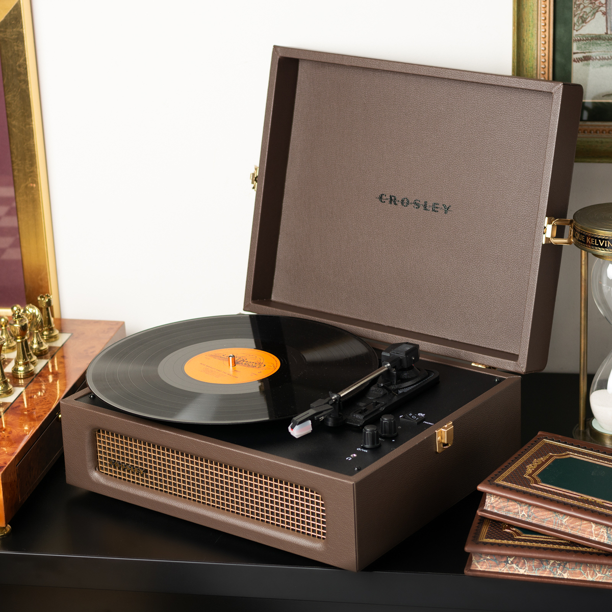 Виниловый проигрыватель Crosley Voyager - Cocoa 3