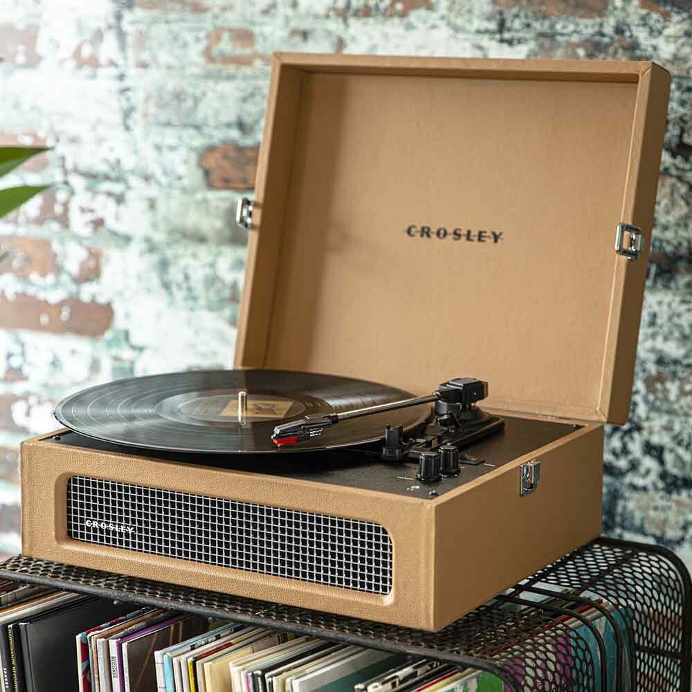Виниловый проигрыватель Crosley Voyager - Tan 1