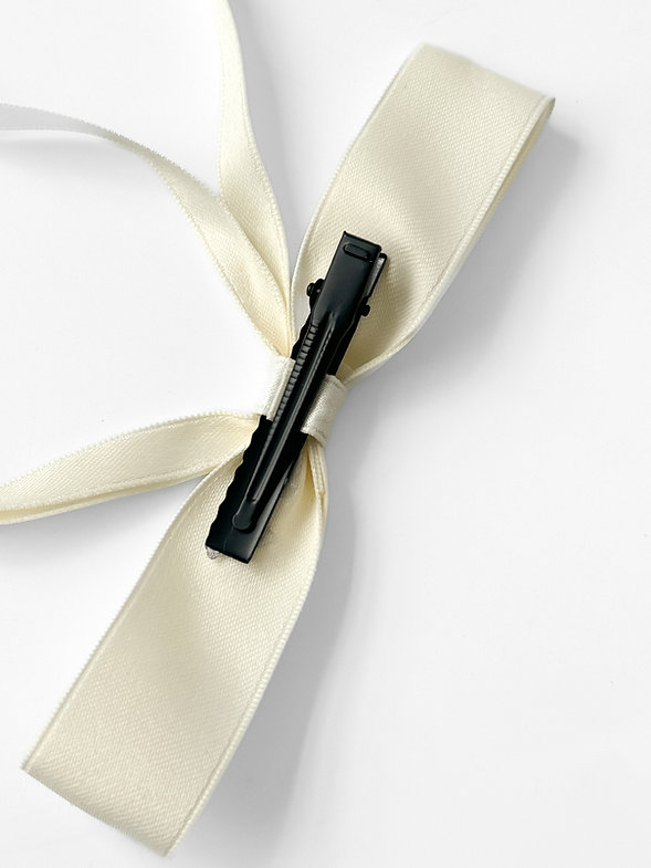 Бант атлас довгі стрічки кріплення зажим білий, S010 2