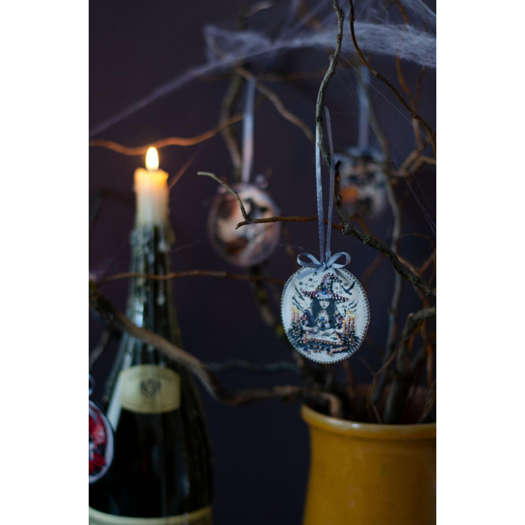 Набір для вишивання бісером інтер`єрної прикраси на натуральному художньому холсті "Зачарую", ABT-040 5