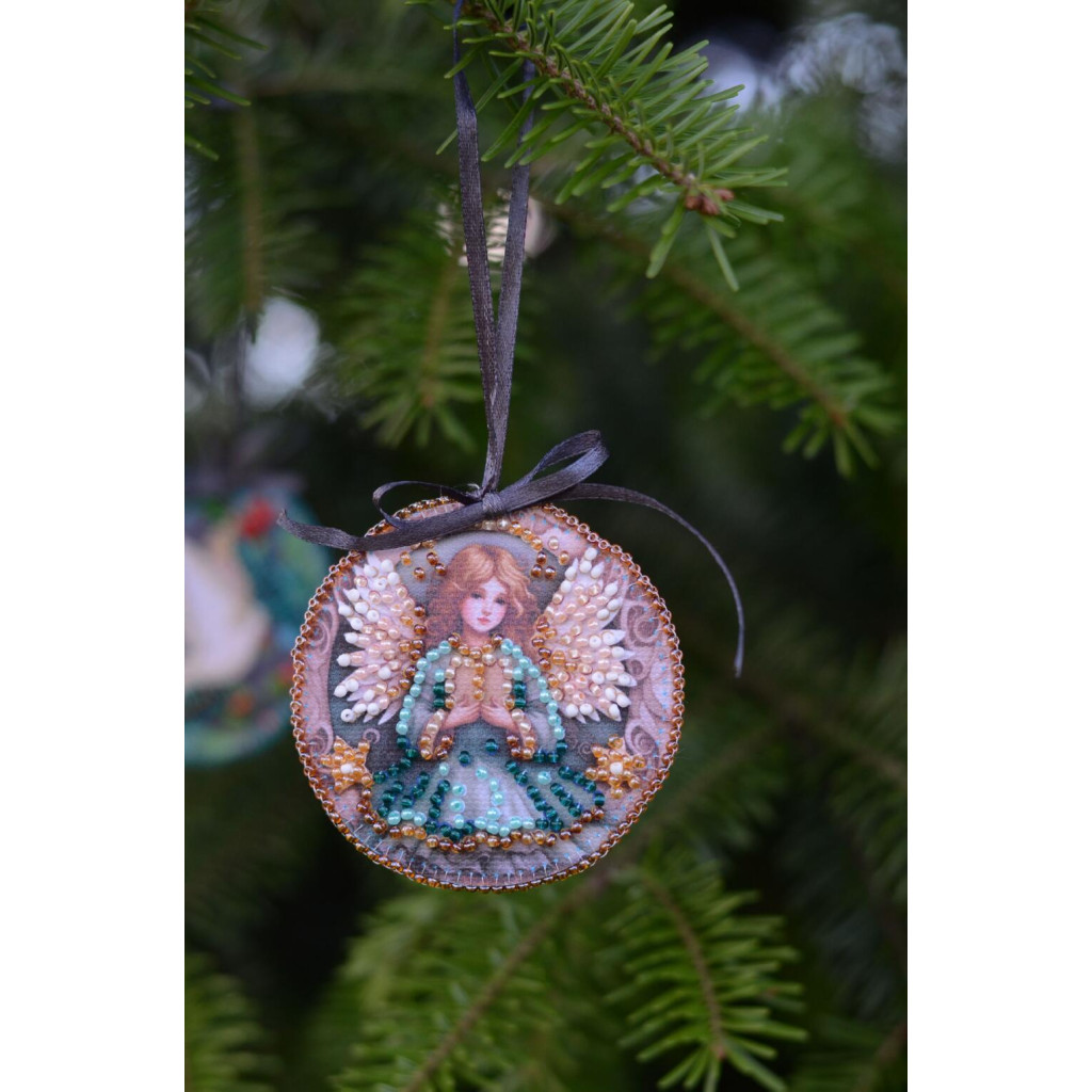 Набір для вишивання бісером новорічної іграшки на натуральному художньому холсті "Дух свята", ABT-032 5