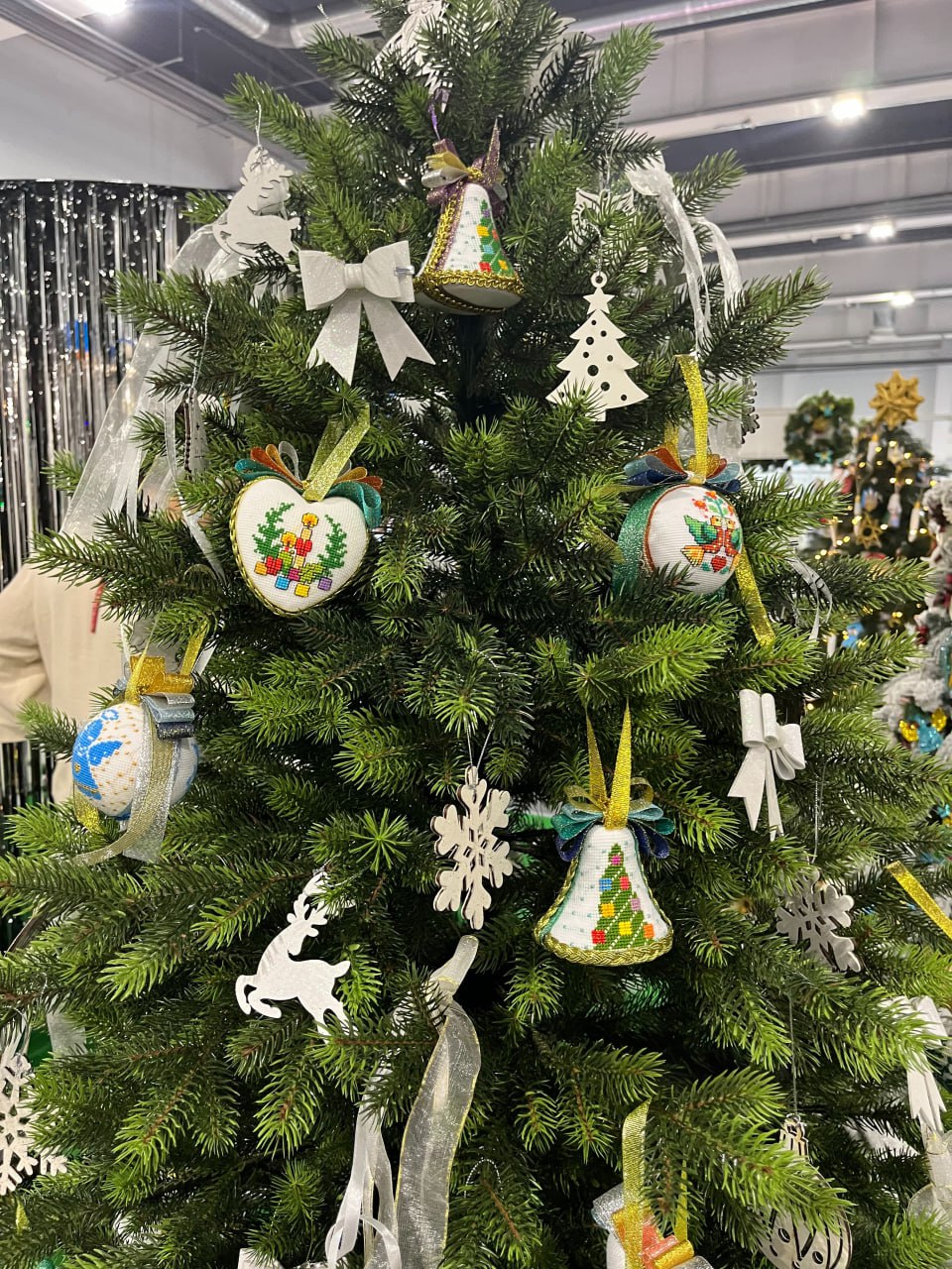 Ялинка штучна "Баварія" 180 см 4