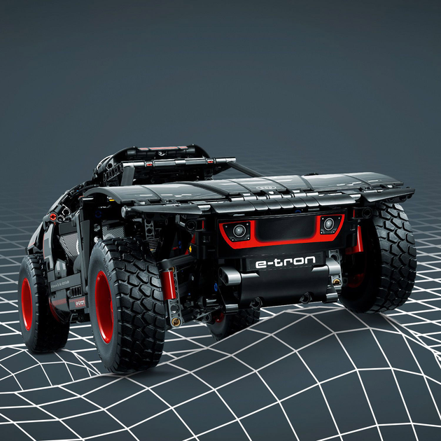 Конструктор Lego Technic "Audi RS Q e-tron", 42160 3