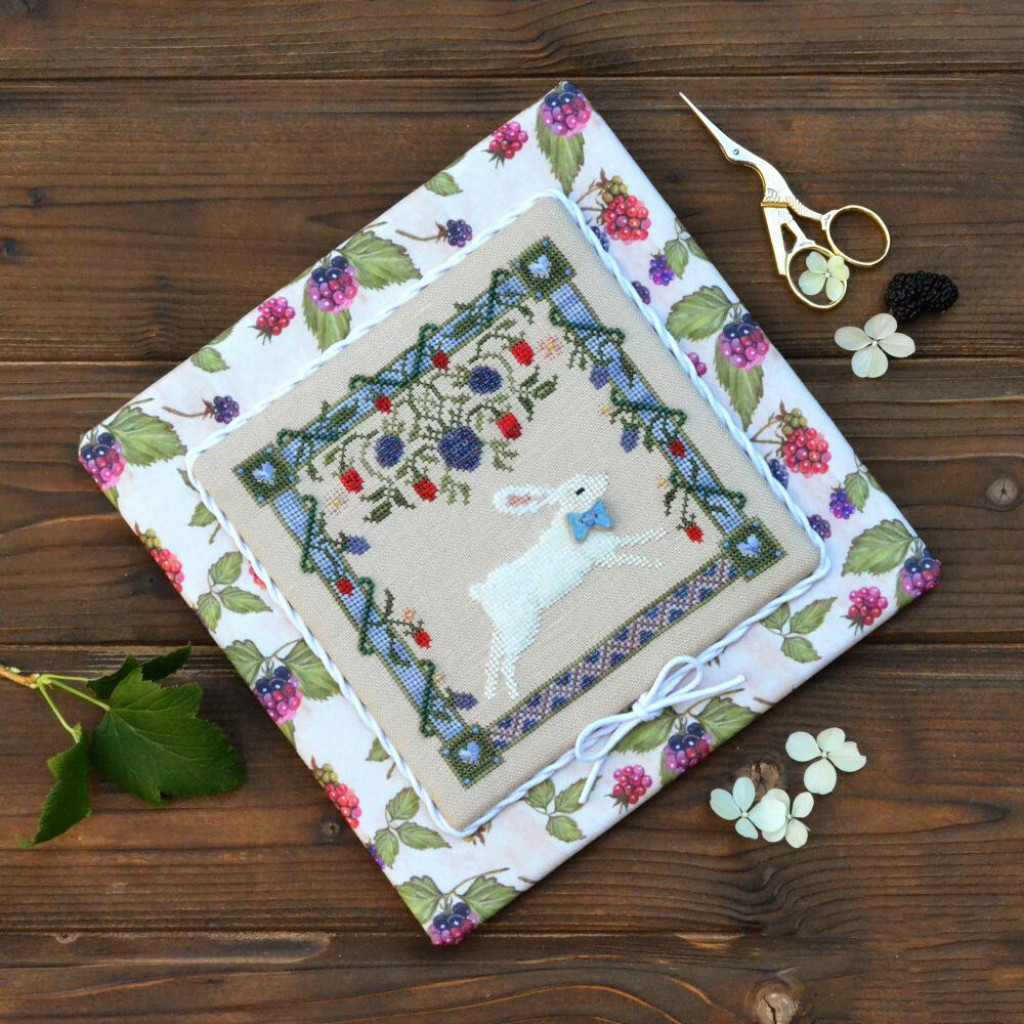 Набор для вышивания крестиком Х-056 "Кролик в ежевике" 13,5*13,5 см, TelaArtis