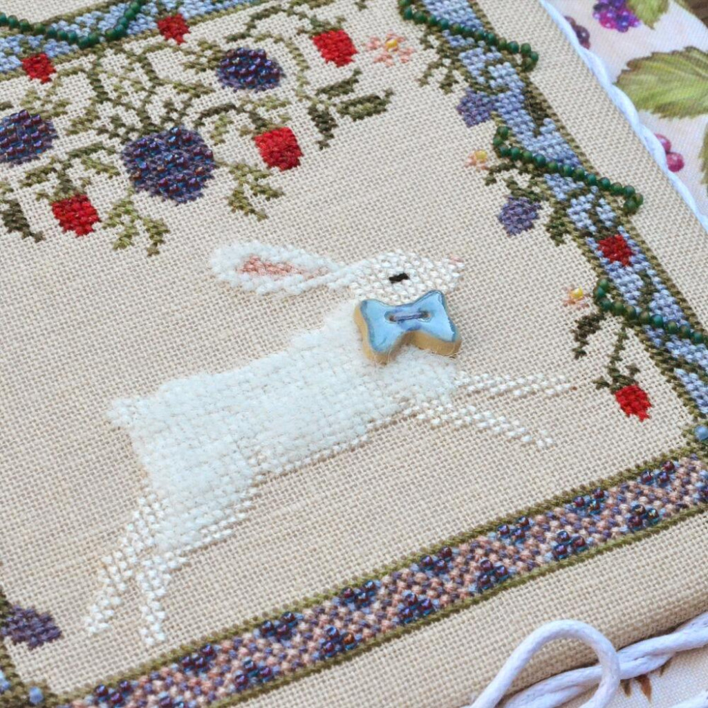 Набор для вышивания крестиком Х-056 "Кролик в ежевике" 13,5*13,5 см, TelaArtis 1