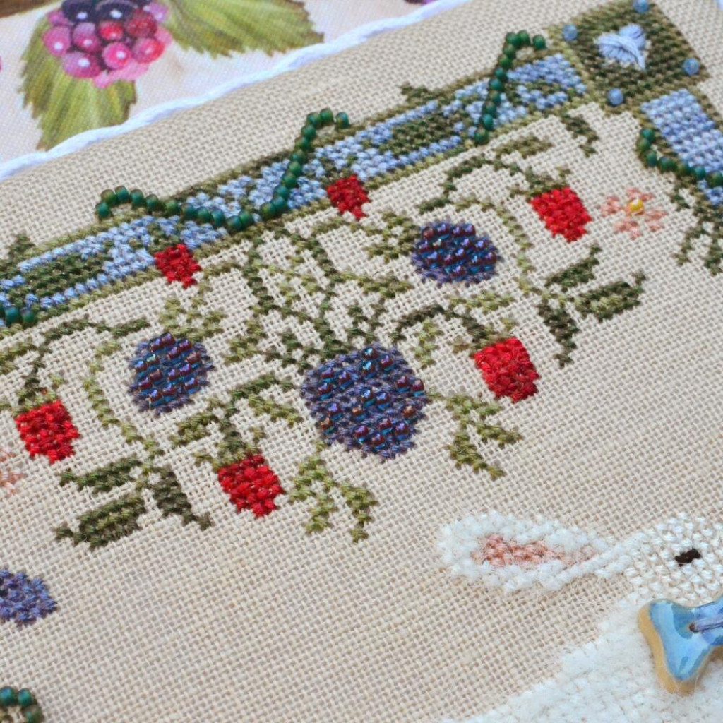 Набор для вышивания крестиком Х-056 "Кролик в ежевике" 13,5*13,5 см, TelaArtis 2