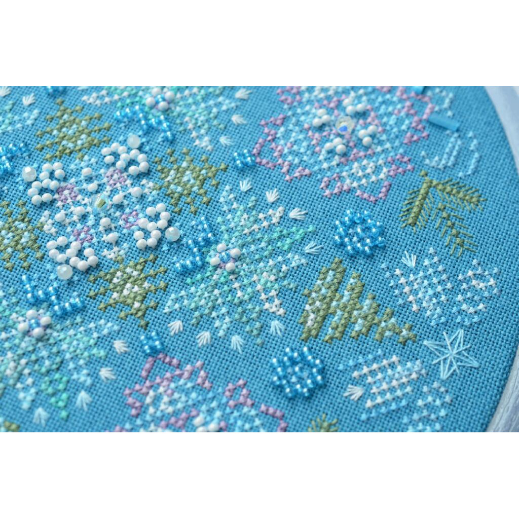 Набор для вышивания крестиком Х-206 "Зимная мандала" Ø17,5см (без пялец), TelaArtis 3