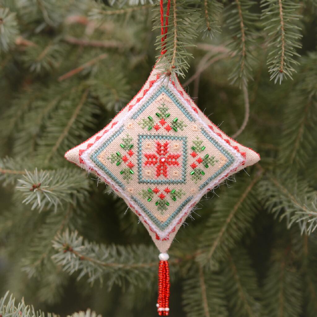 Набор для вышивания крестиком Х-406 "Подушечка. Снегирь" 8*8 см, TelaArtis 1