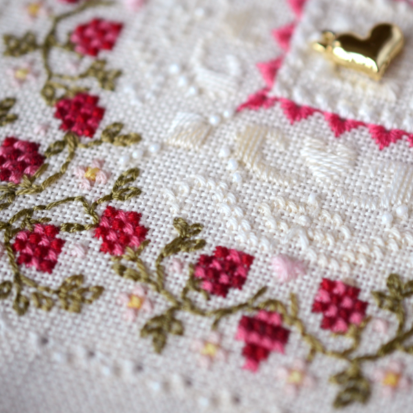 Набор для вышивания крестиком Х-604 "Малиновый зефир" 12,5*12,5 см, TelaArtis 5