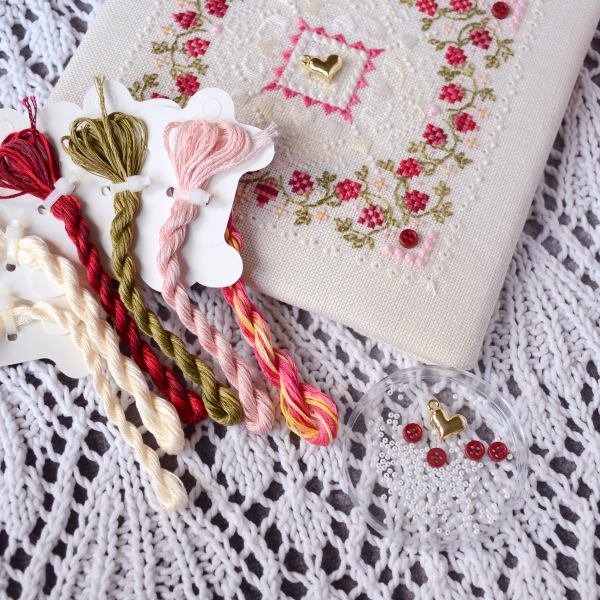 Набор для вышивания крестиком Х-604 "Малиновый зефир" 12,5*12,5 см, TelaArtis 7