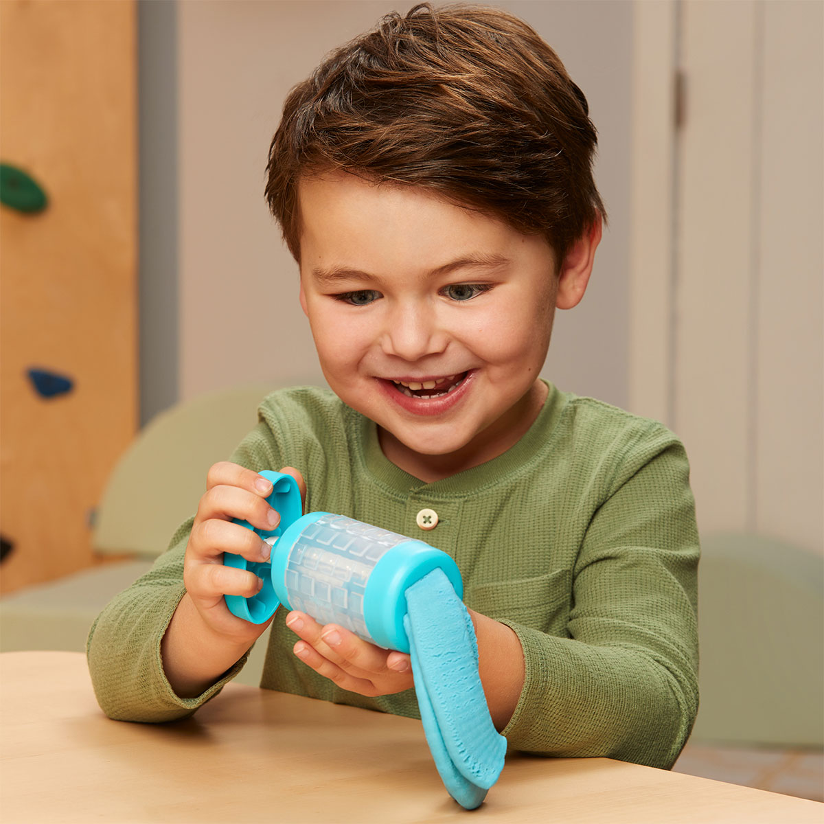 Маса для ліплення, що не засихає, WONDER FACTORY – СТВОРИ ФОРМУ, З ПРЕСОМ (в асорт., в дисп.), 595106 8