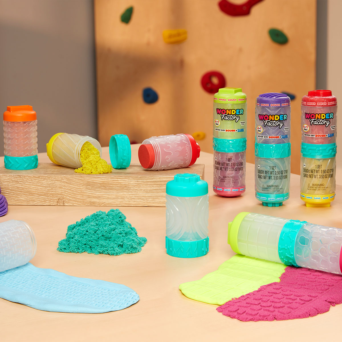 Набір для ліплення 2-В-1 WONDER FACTORY – ЯСКРАВИЙ СТАРТ: МАСА ДЛЯ ЛІПЛЕННЯ І ПІСОК (в ас., в дисп), 595304 6