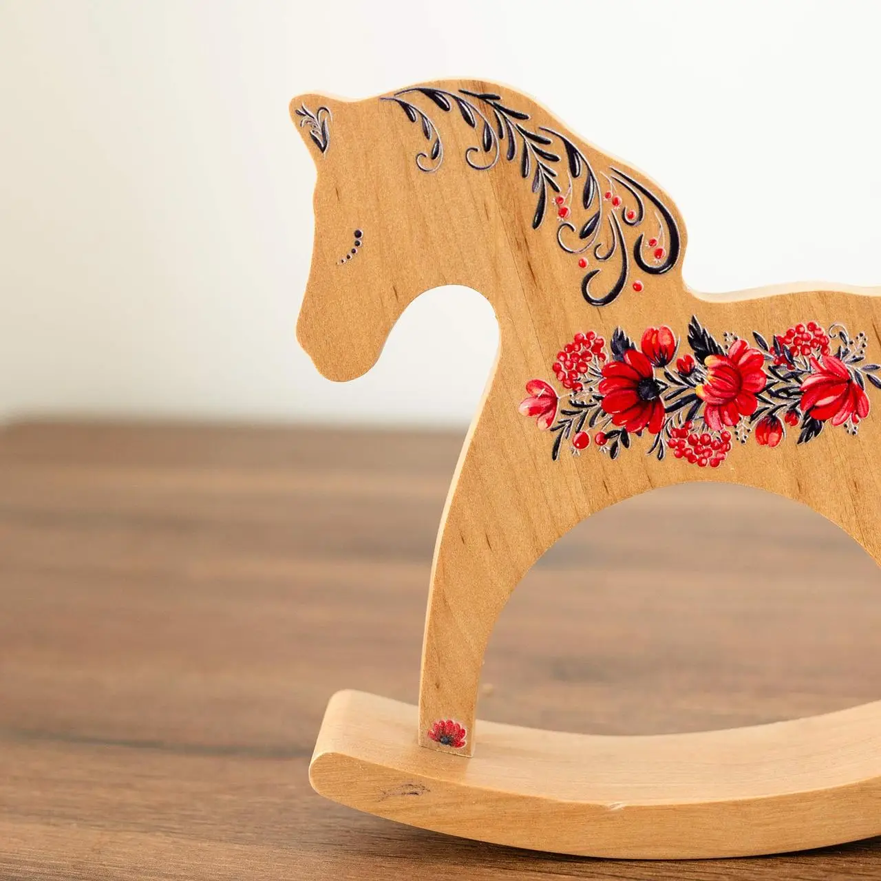 Лошадка-качалка деревянная «Цветы» (лакированная) 3