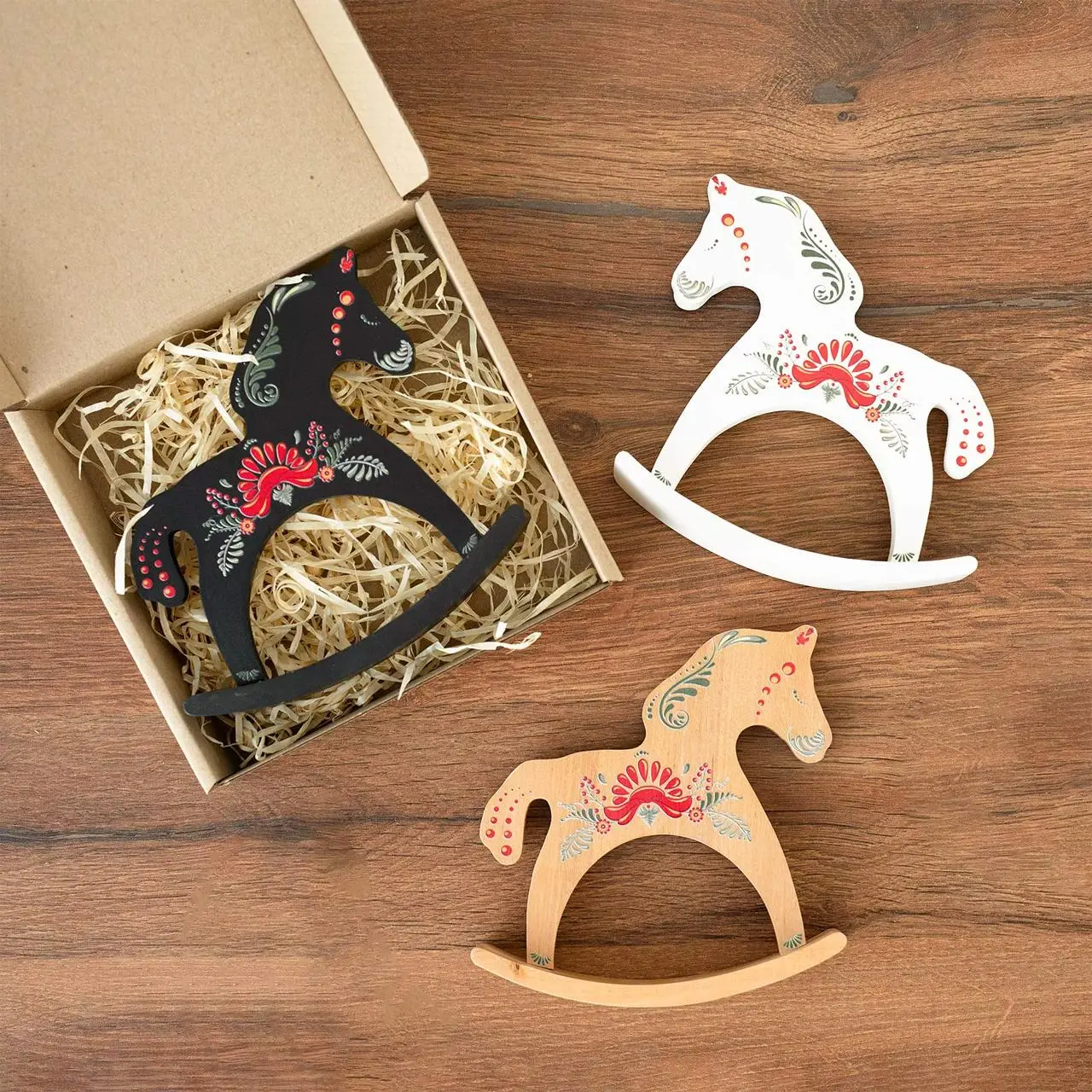 Лошадка-качалка деревянная «Петриковка» (белая) 6