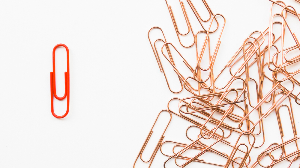 Металеві скріпки для паперу