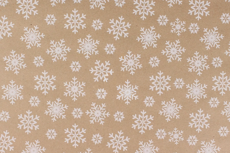 Бумага упаковочная "Снежинка белая", новогодняя, ​​крафт, в рулоне, 0,7*8 м, 255-701 1
