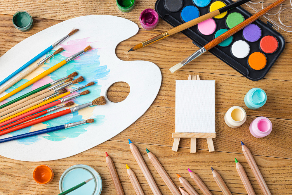 Наборы для рисования, краски и кисти
