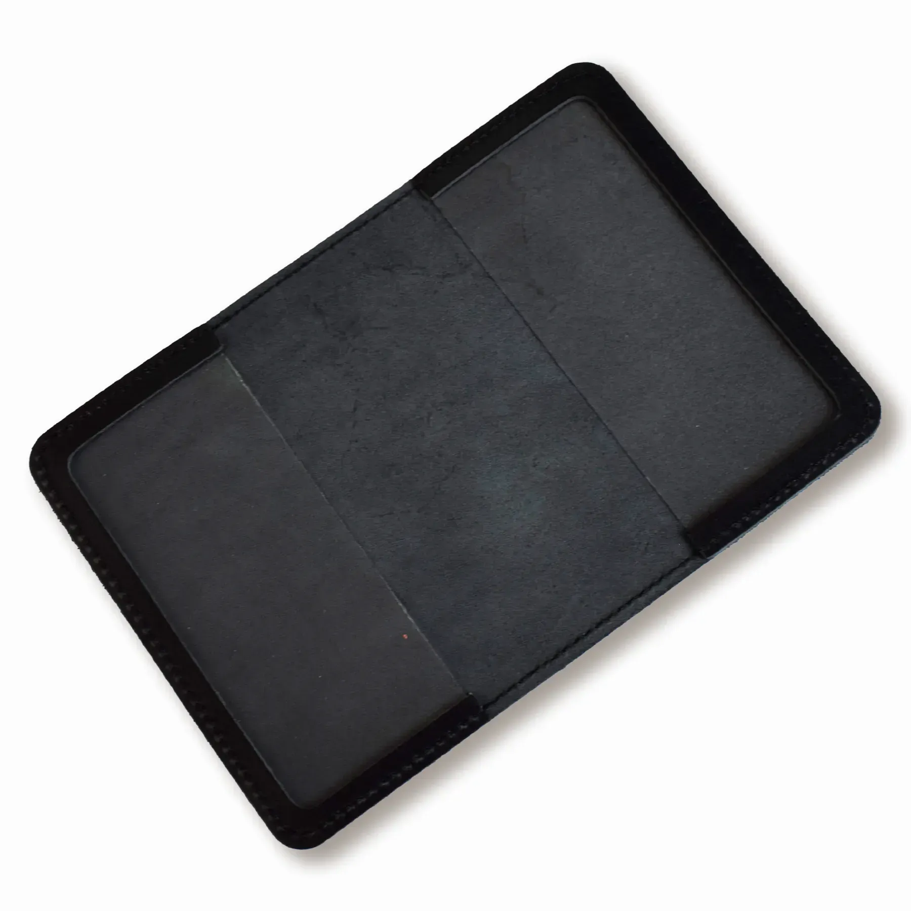 Обкладинка для паспорта I AM UKRAINIAN (чорна, срібне тиснення) 1