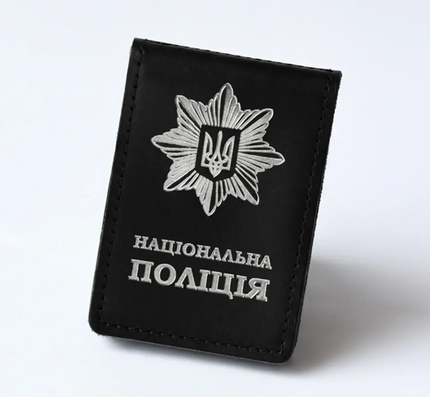 Обкладинка Національна поліція з місцем під жетон (чорна, срібне тиснення)