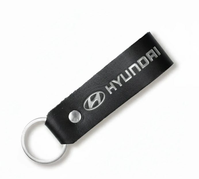 Брелок-петля для авто HYUNDAI (чорний, срібне тиснення)
