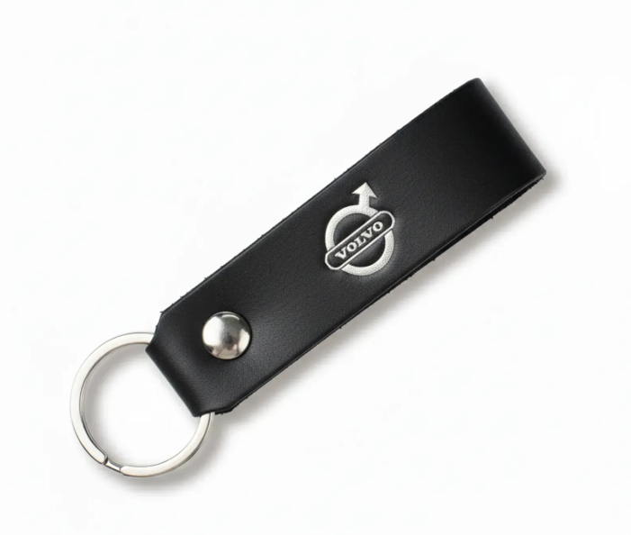 Брелок-петля для авто VOLVO (черный, серебряное тиснение)