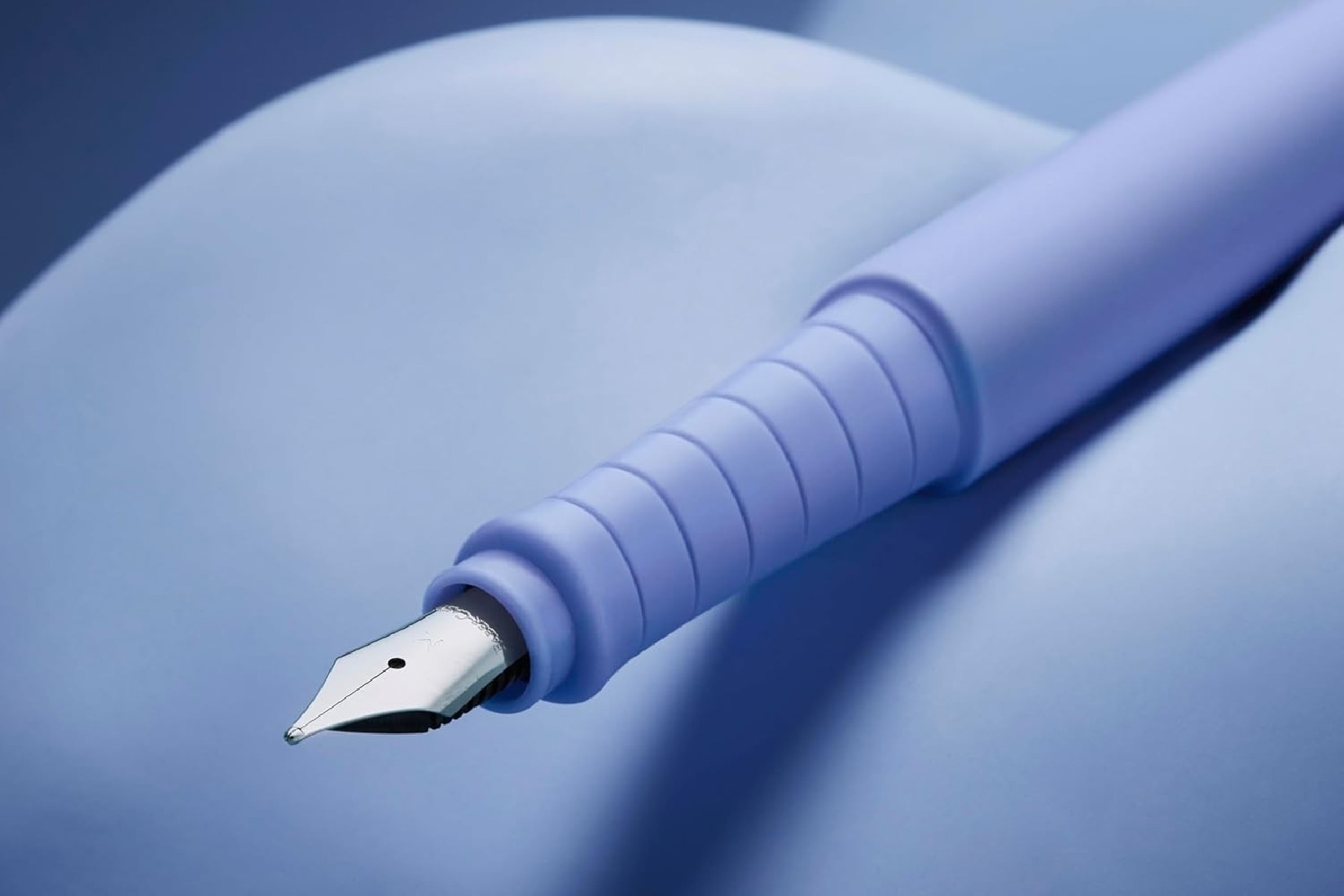 Ручка пір`яна Poly Pen M Pale Iris, 241004 Faber-Castell 2