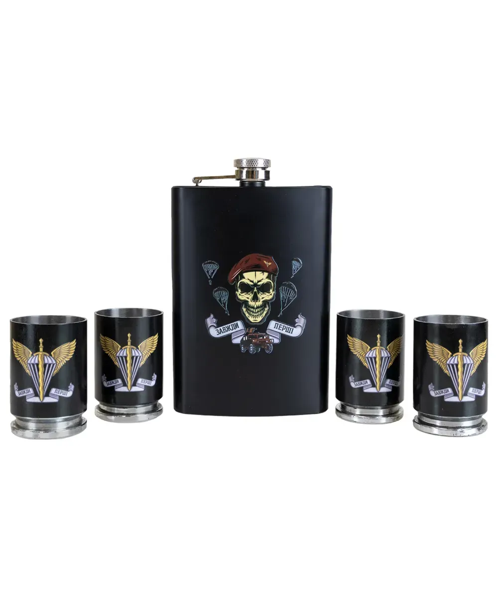 Набір подарунковий військовий 4 Profi в коробці "Завжди перші", (Фляга 9OZ+ 4 чарки патрон 35D) 1