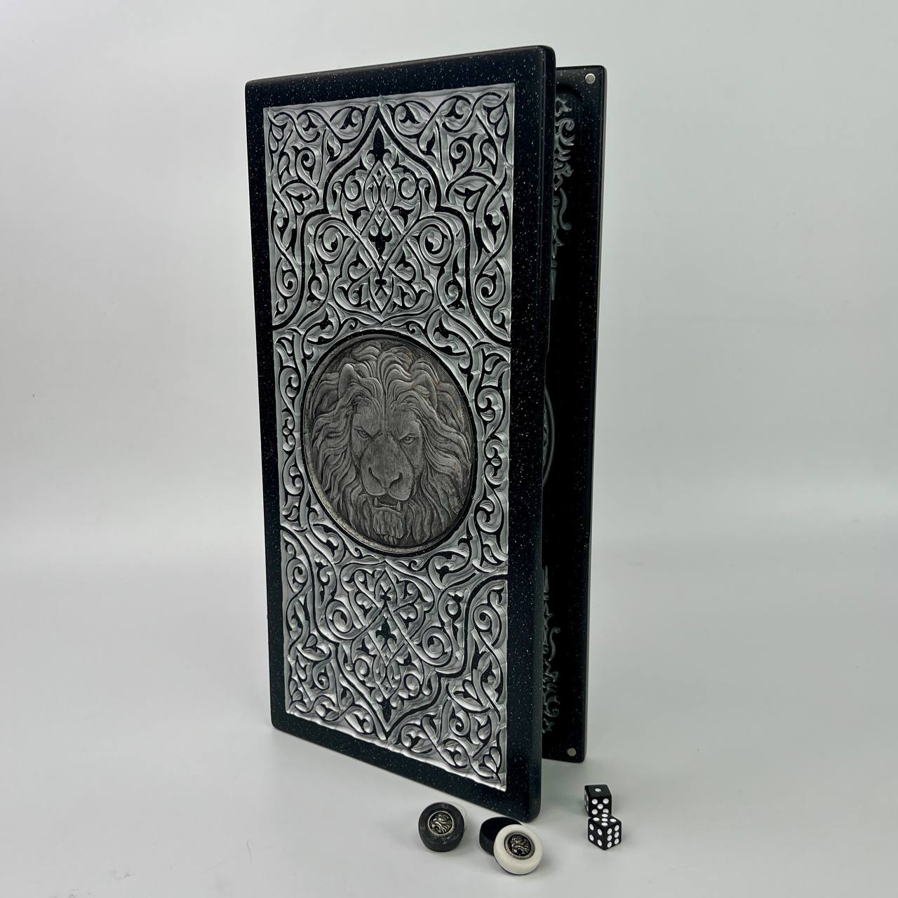 Нарды из акрилового камня "Лев" 37*18 см, 190661