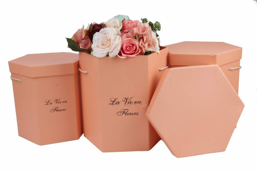 Подарочная коробка средняя, W972901 21 Peach