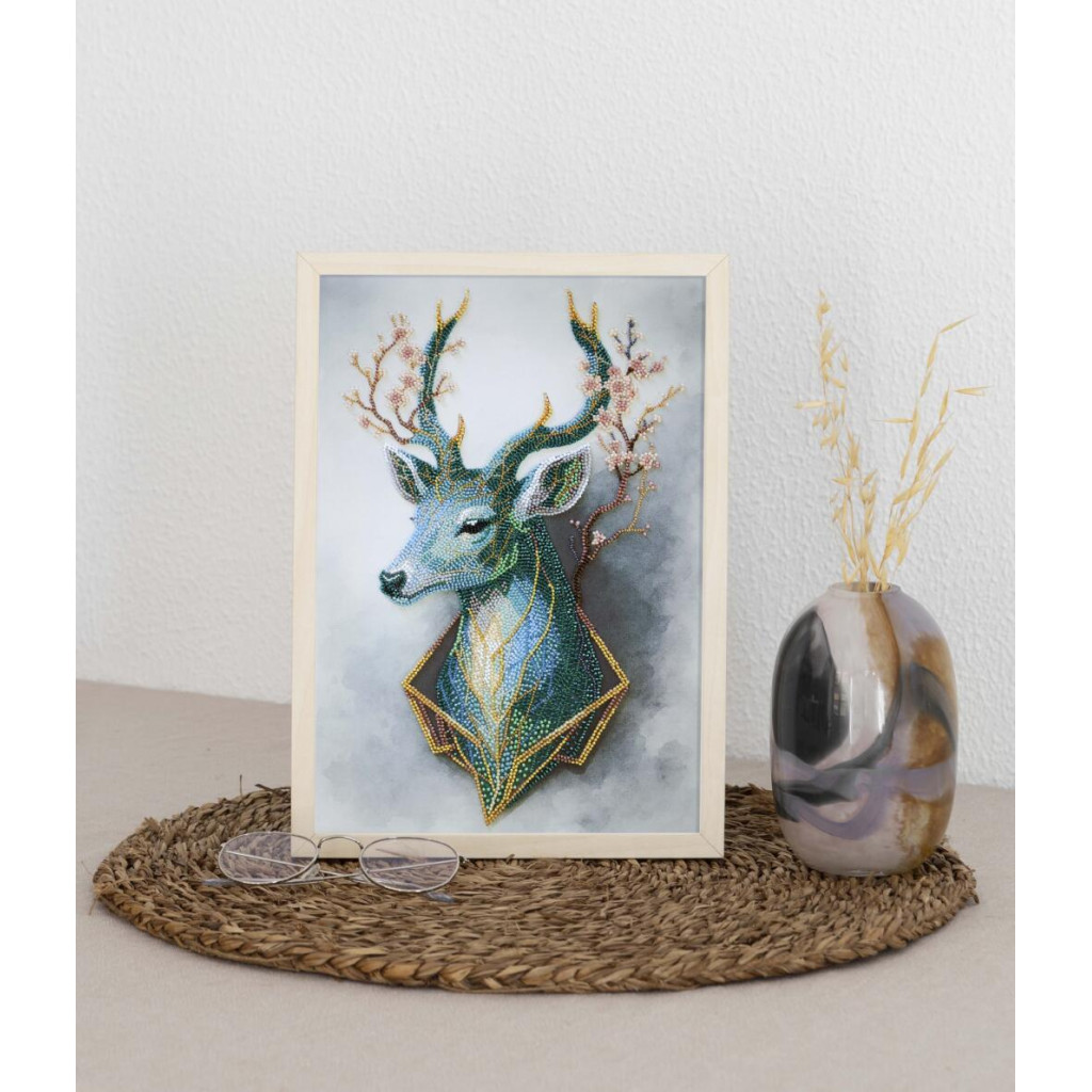 Набор для вышивки бисером на натуральном художественном холсте "Дух леса", AB-956 4