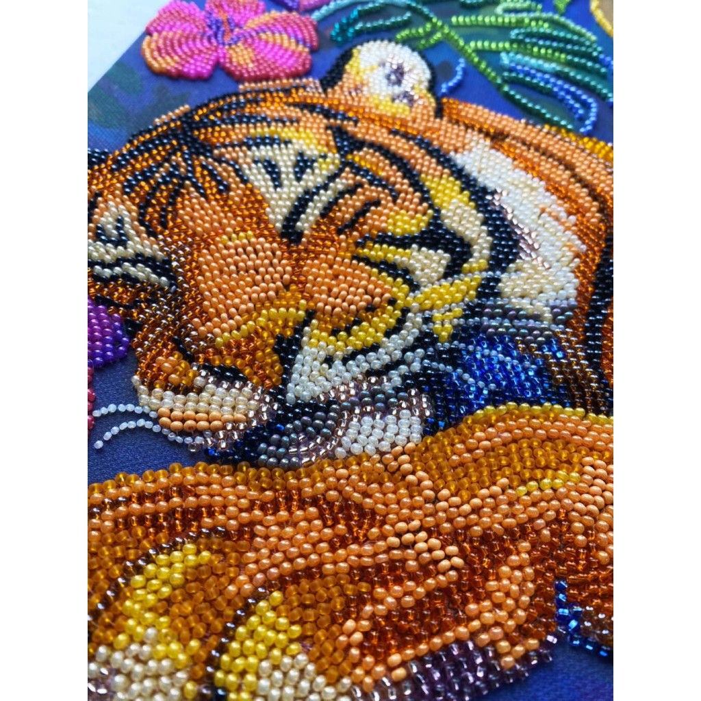 Набір для вишивання бісером на натуральному художньому холсті "Солодкий сон", AB-964 3