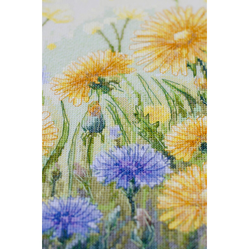 Набор для вышивания крестиком "Шепот трав", AH-300 2