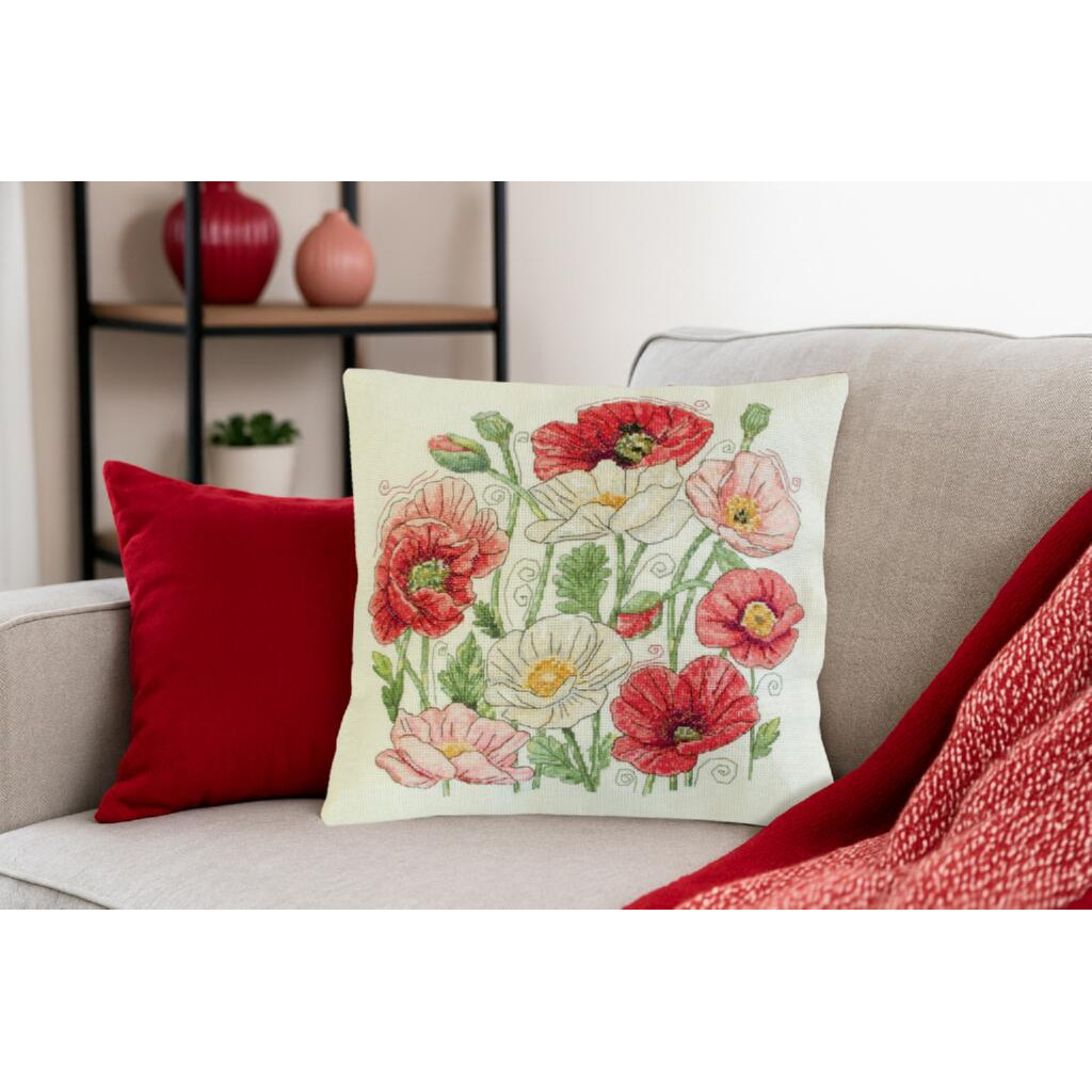 Набор-подушка для вышивания крестиком "Когда маки цветут", AHP-022 1