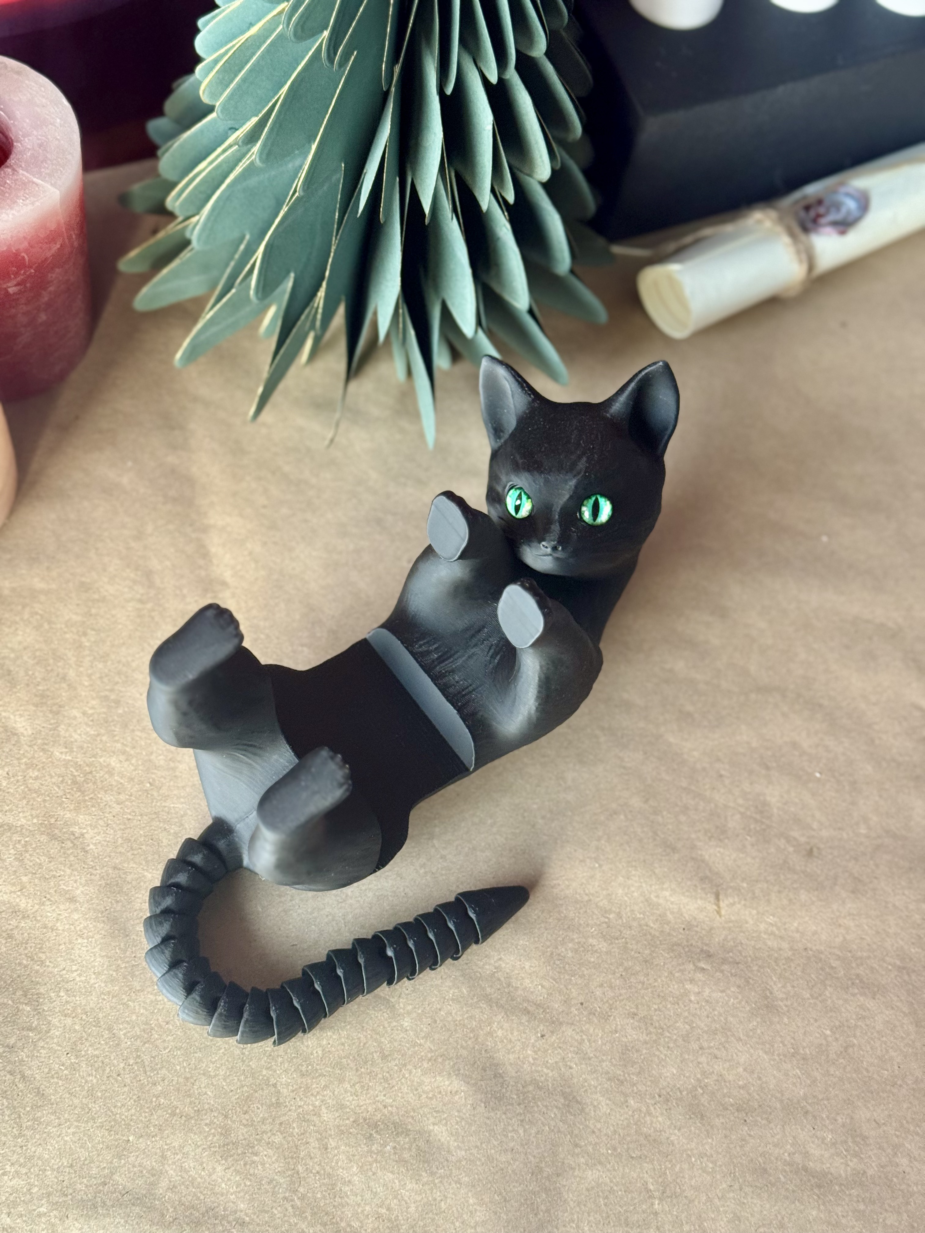 Тримач для книги (скляні очі) "Киця" 1