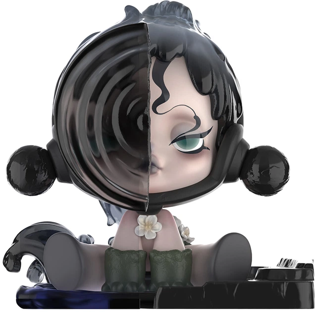 Игрушка-сюрприз с коллекционной фигуркой Skullpanda серия The Ink Plum Blossom, SPB-01 5