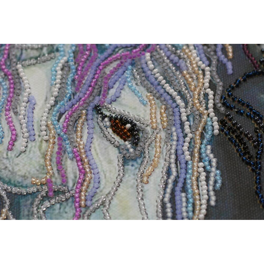 Набор для вышивки бисером на натуральном художественном холсте "Преданность", AB-752 1