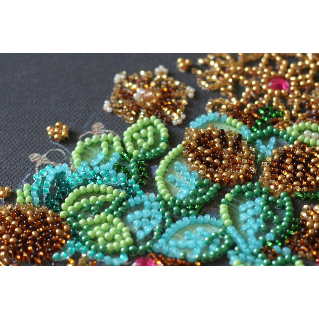 Набор для вышивки бисером на натуральном художественном холсте "Новогодний венок", AB-828 2